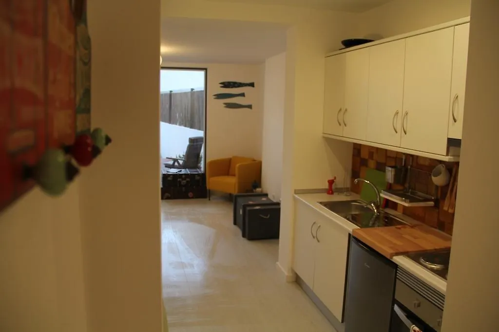 Garden Apartment Lisbon 0*,  Portugal